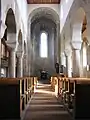 Blick vom Eingang auf den Chorraum