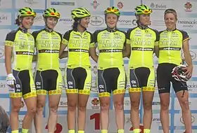 Mannschaftsfoto Maxx-Solar Rose Women Racing