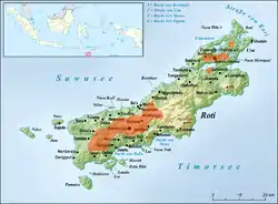 Links eine Karte der ursprünglichen Verbreitung von McCords Schlangenhalsschildkröte auf Roti. Der Typusfundort von C. m. mccordi liegt in Busalangga, im Zentrum der Insel (orange). Der Typusfundort von C. m. roteensis befindet sich im Nordosten am Danau Oendui, auf der Tapuafu-Halbinsel. Rechts eine Karte der Gewässer und Orte in der Gemeinde Lautém (Osttimor) mit der vermuteten Verbreitung von McCords Schlangenhalsschildkröte (orange). Der Typusfundort von C. m. timorensis liegt am Westufer des Sees Ira Lalaro. Sie lebt auch in den Nebenflüssen des Sees und am Irebere im Verwaltungsamt Iliomar im Südwesten.