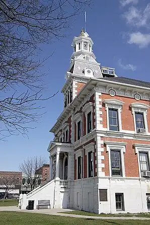 Das McDonough County Courthouse in Macomb, seit 1972 im NRHP gelistet