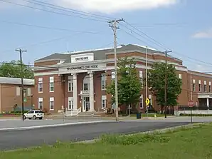 Das McLean County Courthouse in Calhoun