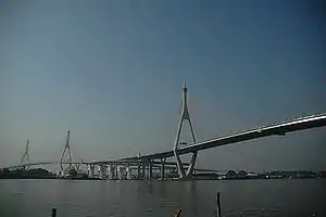 Bhumibol-Brückeสะพานภูมิพล