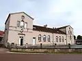 Gemeinsames Schul- und Gemeindeverwaltungsgebäude von Rouvres-sous-Meilly und Meilly-sur-Rouvres