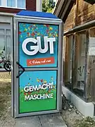 Gut-gemacht-Maschine in ehemaliger Telefonzelle in Mettau
