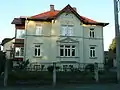 Villa in Ecklage mit Einfriedung