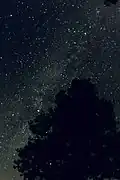 Die Milchstraße mit der Region zwischen Deneb (unterhalb Bildmitte) und Kassiopeia (oben rechts).