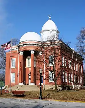 Das Moniteau County Courthouse in California, gelistet im NRHP