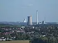 Im Nordosten Teile von Castrop, das Kraftwerk Knepper in Dortmund und die Kraftwerke am Datteln-Hamm-Kanal
