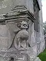13. Wyvern an der Ostecke der elisabethanischen Fassade