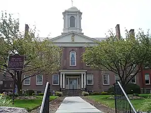 Das Morris County Courthouse in Morristown, seit 1977 im NRHP gelistet