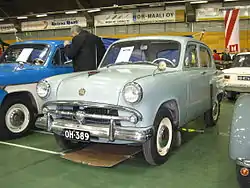 Restaurierter Moskwitsch-402 auf einer finnischen Automobilausstellung (2010)