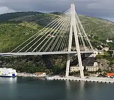 Südteil der Brücke Schrägseilbrücke mit Stahlüberbau