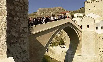 Die Alte Brücke bei der offiziellen Wiedereröffnung am 23. Juli 2004