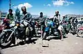 Die Zeit ist auch in Jemen nicht stillgestanden. Heute brausen Motorräder durch die mittelalterliche Welt. Jemen 1973