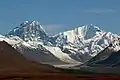 Mount Deborah (Alaska), 3761 m, von Beckey, Meybohm und Harrer erstbestiegen, und rechts Mount Hess, 3639 m
