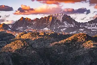 Mount Sacagawea (links) und Fremont Peak (rechts) in der Wind River Range