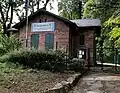 Ehemaliges Wacht- bzw. Munitions­haus am Bier­helder­hofweg, heute Vereinsheim