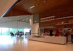 Foyer und Café