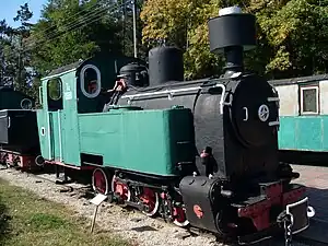 Erhaltene Lokomotive im Schmalspurbahnmuseum Wenecja