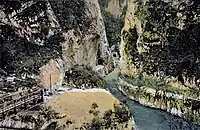 Mure vor den Tunnel Nr. 49 und 50 in der Prača-Schlucht