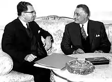 Noch im Februar 1966 äußerten sich Nasser und al-Bazzaz (li.) zufrieden über den Stand des Einigungsprozesses