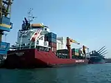 Containerschiff Hollandia, Rumpf gebaut von der Werft Okean 2007