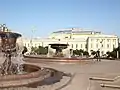 Theater-Brunen (1997) vor dem Bolschoi-Theater. Moskau