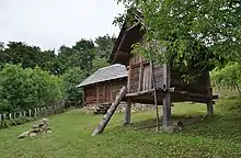 Rekonstruiertes Gehöft am Burgstallkogel