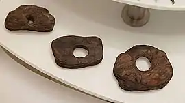 Netzschwimmer aus Kiefernrinde aus Friesack (Havelland) um 8000 v. Chr.