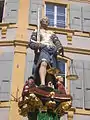 Die Statue des Gerechtigkeitsbrunnens
