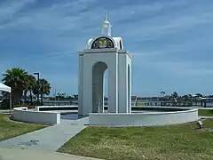 AHEPA-Denkmal im Riverside Park in New Smyrna Beach, Florida