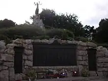 Newfoundland Regiment Memorial mit einem bronzenen Caribou, dem Regimentsemblem