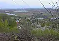 Blick von oberhalb der Oberwarthaer Straße auf Teile des Ortes und auf Coswig