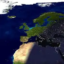 Sonnenuntergang in Europa und Afrika(Fotomontage)