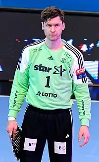 Torwart Niklas Landin Jacobsen mit Hauptsponsor Star auf der Brust (2018).
