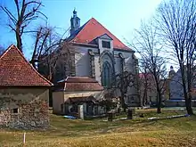 Der Görlitzer Nikolaikirchhof diente u. a. Ende August 2015 als Kulisse für die Dreharbeiten an Frantz’ Grab.
