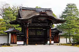 Chokushi-mon