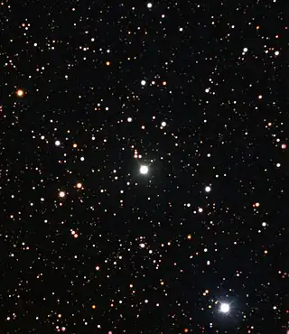 Die Nova achtzehn Monate nach dem Ausbruch (heller Stern in der Bildmitte).
ESO-Observatorium La Silla.