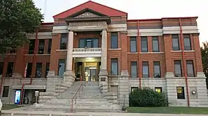 Das Nowata County Courthouse ist einer von sechs Einträgen des Countys im NRHP.