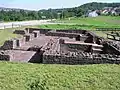 Restaurierte Fundamente des Kohortenbades