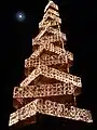 Der Obelisk am Malecón im Weihnachtsschmuck