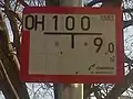 Hinweis auf einen Überflurhydranten sowie den Betreiber