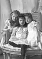 Elisabeth mit ihren russischen Cousinen Olga und Tatiana Nikolajewna Romanowa Februar 1901