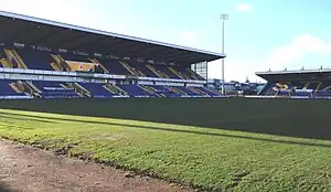 Der West Stand