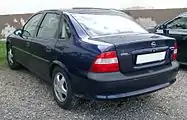 Opel Vectra Stufenheck „Basis“ (1995–1999)