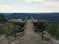 Aussicht am "Opferkessel" mit Blick Richtung Süden über die ausgedehnten Wälder