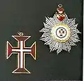Ordensstern und Kreuz