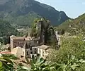Chiesa Santa Maria  di  Mercure mit Uhrenturm