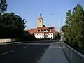 Ortseingang von Westen, Kirchturm
