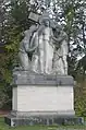 Jesusstatue im Ehrenhain des Ostfriedhofs